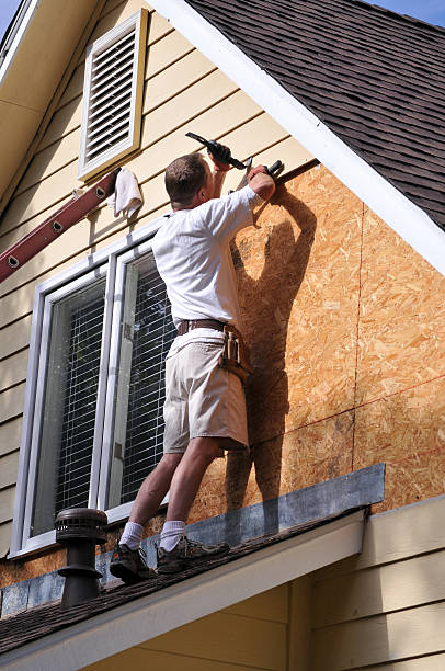 Best Shed Removal  in Middletown, CT